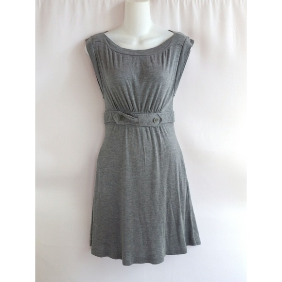 BCBGMaxAzria Dresses & Skirts - BCBG Max Azria Size XS Gray Dress Day to Night